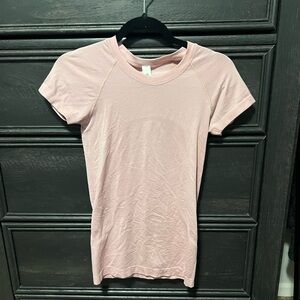 Lululemon Swiftly Tech